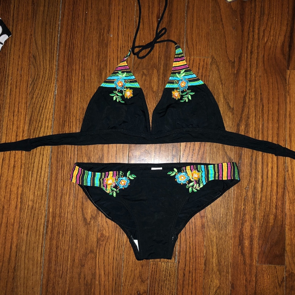 NWOT size S 2 pc swimsuit